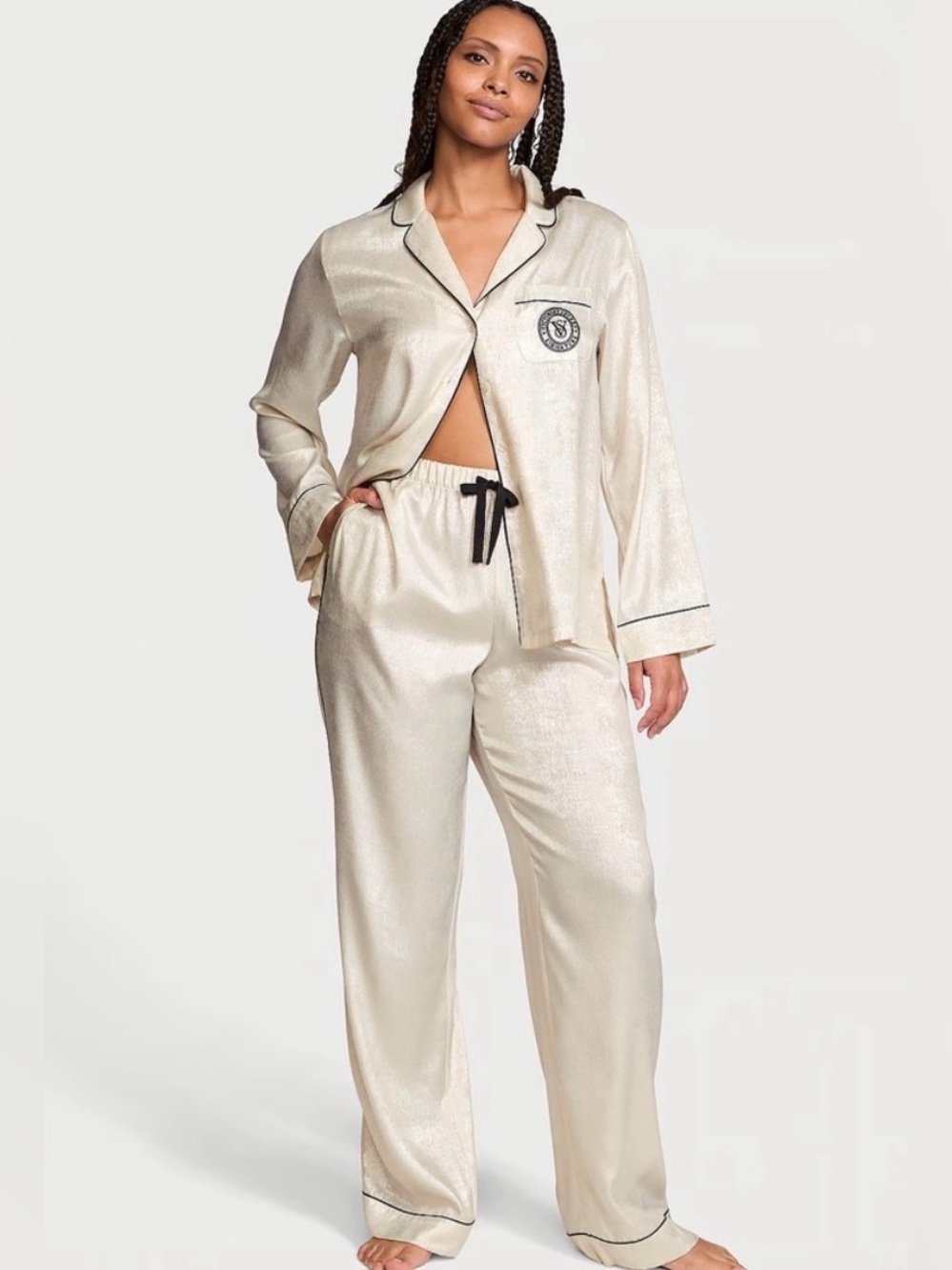 NWT Victoria’s Secret Long Satin Pajamas Large